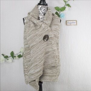 NOELLE Enterprises Knit Scarf